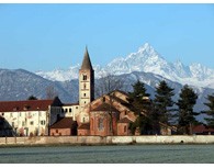 Revello (CN) - Abbazia di Santa Maria di Staffarda  